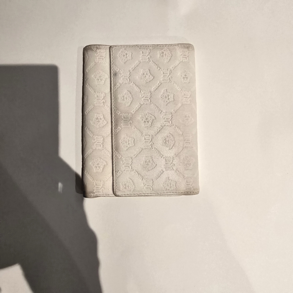 Versace White Wallet - Picture 7 of 7